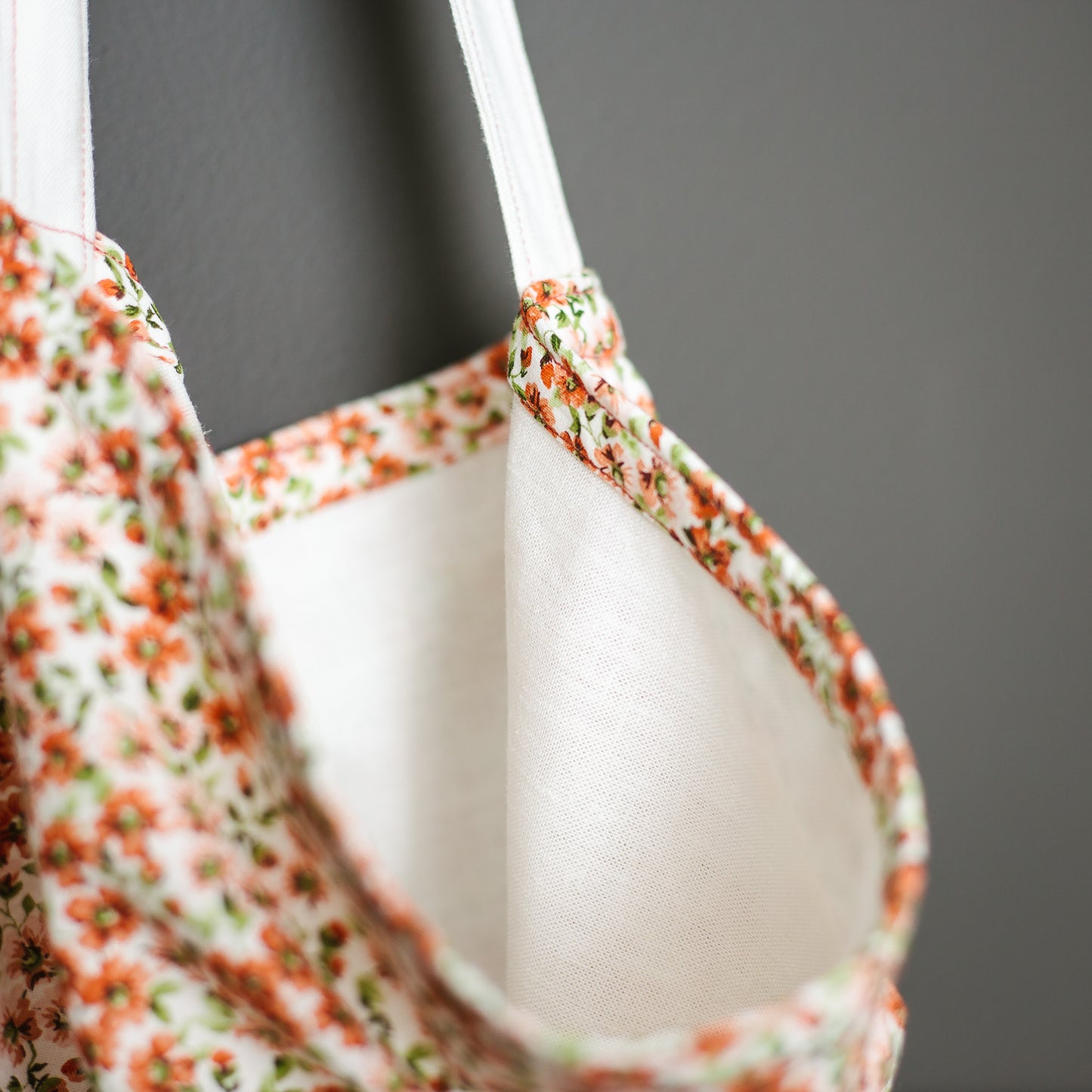 Bow Tie Strap Tote Bag in Pink Floral Print